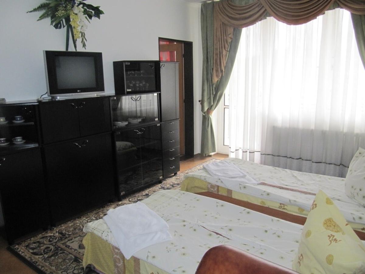 Karpaty Ξενοδοχείο Γιαρέμτσε Εξωτερικό φωτογραφία