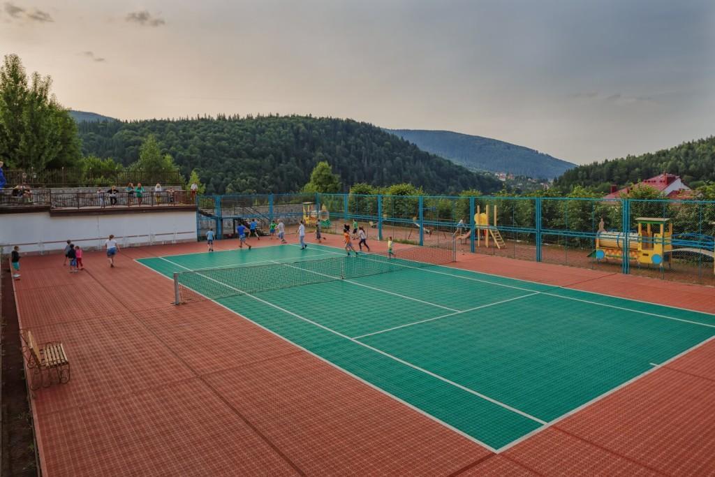 Karpaty Ξενοδοχείο Γιαρέμτσε Εξωτερικό φωτογραφία
